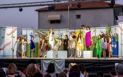 14-6-25 ΠΑΡΑΣΤΑΣΗ ΤΟΥ ΕΦΗΒΙΚΟΥ ΘΕΑΤΡΙΚΟΥ ΕΡΓΑΣΤΗΡΙΟΥ