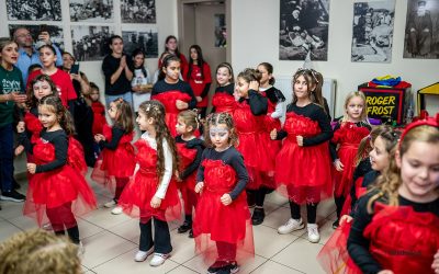 20-12-2025 ΠΑΙΔΙΚΗ ΧΡΙΣΤΟΥΓΕΝΝΙΑΤΙΚΗ ΓΙΟΡΤΗ
